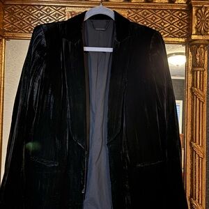 Elie Tahari Black Blazer